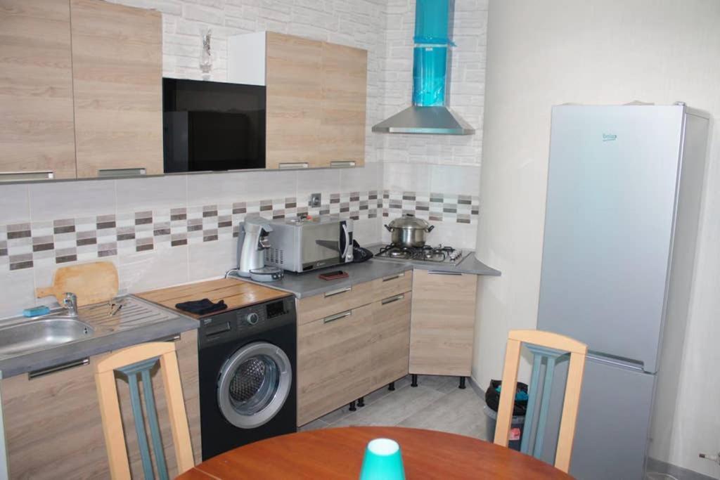 Bel Petit Appartement Charleville-Mézières Exterior foto